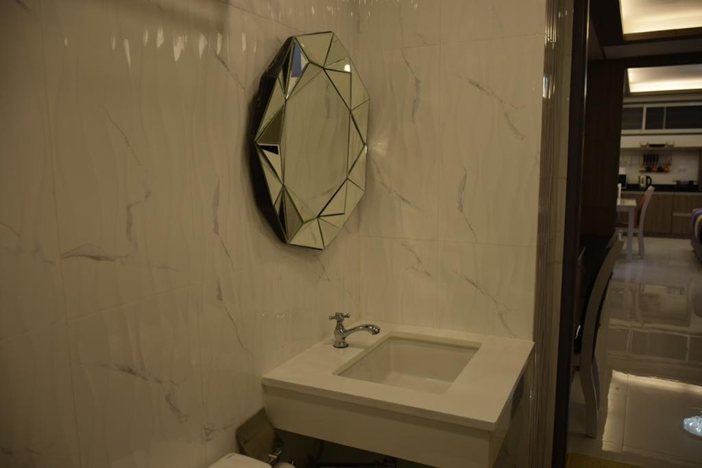Family Suite Room Pratunam Bangkok Esterno foto